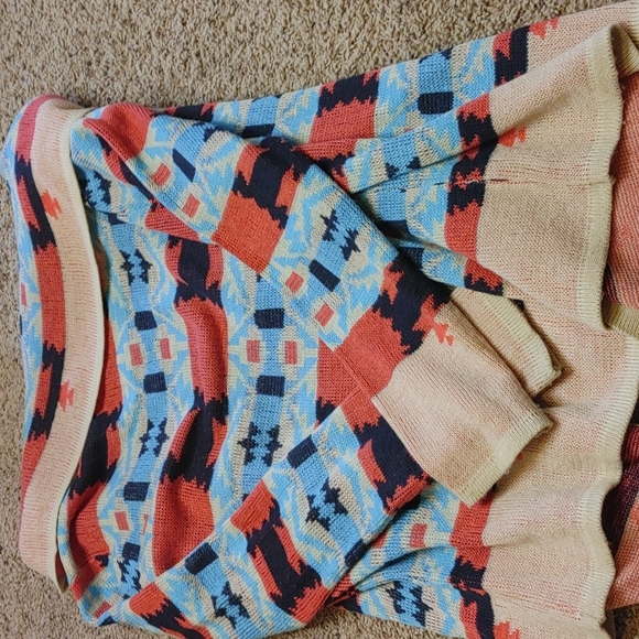 Aztec Cardigan - Picture 2 of 3
